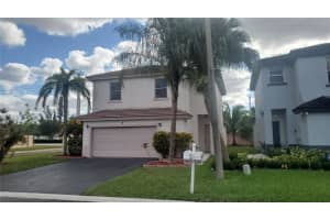 6968 Nw 69th Ct, Tamarac