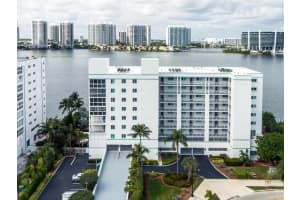 17800 N Bay Rd 301, Sunny Isles Beach 17800 N Bay Rd 301, Sunny Isles Beach