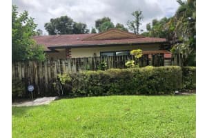 4266 Woodstock Dr B, West Palm Beach