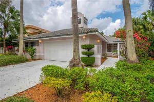 2137 Harbor Way, Weston