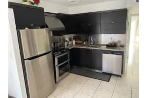 4011 N Meridian Ave 29, Miami Beach