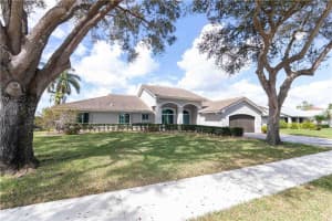 1915 Sw 101st Avenue, Davie