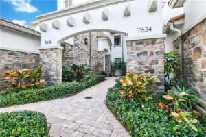 7636 Old Thyme Court 12-b, Parkland