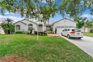 4220 Nw 90th Terrace, Coral Springs