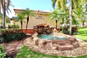 3909 Tree Top Drive 3909, Weston