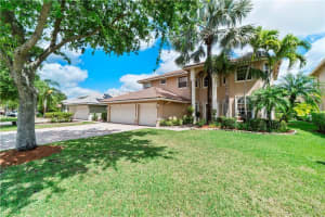 5013 Nw 124th Way, Coral Springs