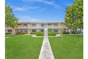 3860 Ne 21st Way 43, Lighthouse Point