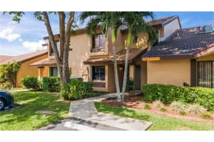 9559 Nw 38th Place 9559, Sunrise