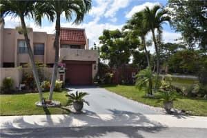1841 Nw 56th Terrace 28, Lauderhill