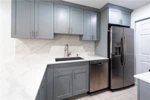 2912 Ne 8th Terrace 202, Oakland Park