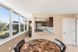 9420 Tangerine Pl 401, Davie