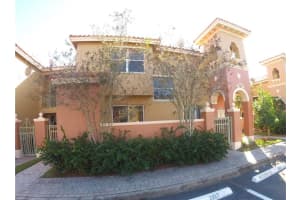 700 Sw 106th Ave 2007, Pembroke Pines