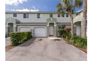 4740 Grapevine Way 4740, Davie