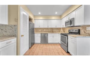 2175 Ne 56th Street 104, Fort Lauderdale