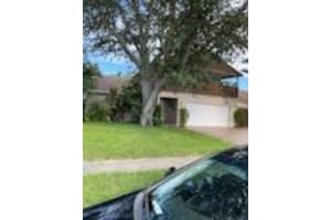 1908 Sw 87th Ave, North Lauderdale