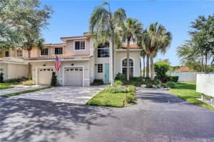 2919 S Port Royale Ln S 2919, Fort Lauderdale