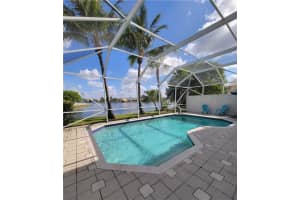 15831 Nw 15th Court, Pembroke Pines