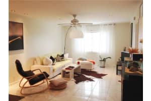 1950 N Andrews Avenue 208d, Wilton Manors