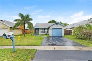 9925 Nw 45th St, Sunrise