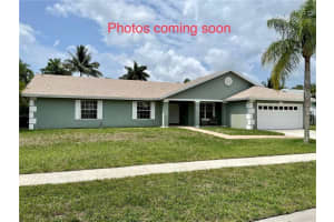 19430 Nw 3rd Court, Pembroke Pines