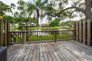 5188 S University Dr 5188, Davie