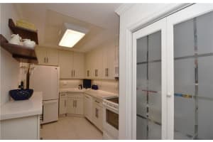 351 Ne 19th Place 108k, Wilton Manors