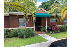 7953 Lagos De Campo Boulevard 7953, Tamarac