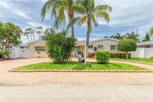 1411 Se 7th Ct, Deerfield Beach