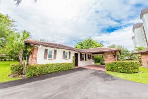 9093 Thunderbird Dr, Coral Springs