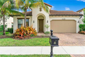 11155 Nw 82nd Place, Parkland