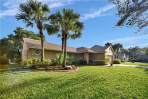 9226 Nw 44th Court, Coral Springs