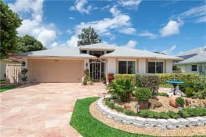 8701 Nw 83rd Street, Tamarac 8701 Nw 83rd Street, Tamarac