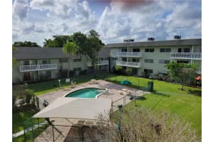 4200 Nw 3rd Court 324, Plantation