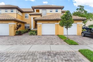 12780 Nw 83rd Ct 36-f, Parkland