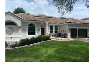16241 Oneida Place, Davie