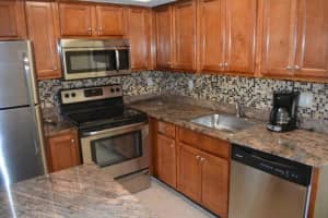 601 Sw 1st Court 601, Boynton Beach