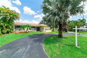 1905 Nw 37th Street, Oakland Park