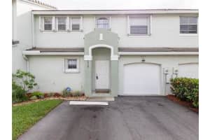 4730 Grapevine Way 4730, Davie