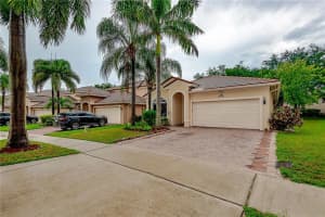 3759 Woodfield Drive, Coconut Creek