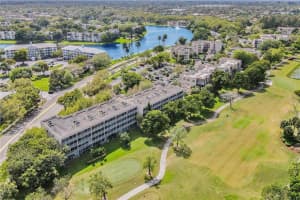 9460 Tangerine Place 208, Davie