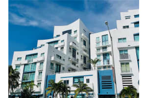 7600 Collins Ave 902, Miami Beach
