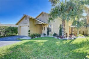 9990 Nw 44th Court, Sunrise