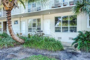 800 W 42nd Street 4a, Miami Beach
