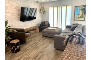 1975 Se 3rd St 104, Deerfield Beach