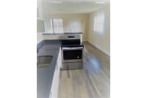 790 Ne 46 1, Oakland Park