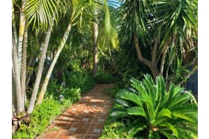 9234 Sw 132 Street 9234, Miami