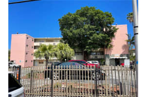 4011 N Meridian Ave 28, Miami Beach