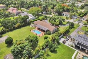 15232 Sw 167 St, Miami