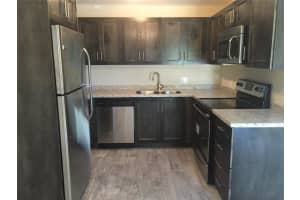 6650 Sw 39th Street B4, Dania Beach