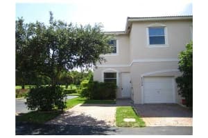 8328 Lagos De Campo Blvd 8328, Tamarac 8328 Lagos De Campo Blvd 8328, Tamarac